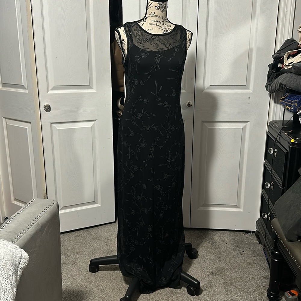 Vintage City Triangles Lined-Illusion Beaded Dress